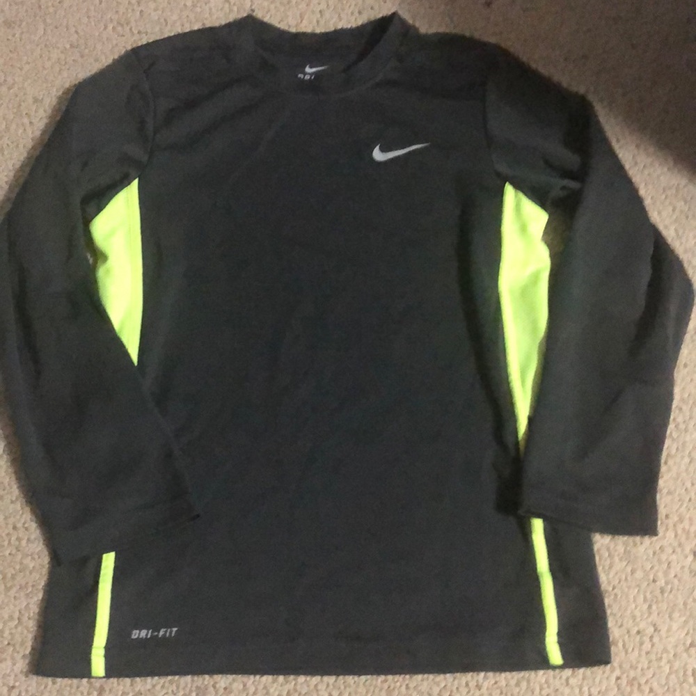 Boys Nike Dry-Fit long sleeve